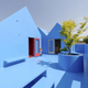 Illustration for article titled Strange and Gorgeous Houses Built on Rooftops